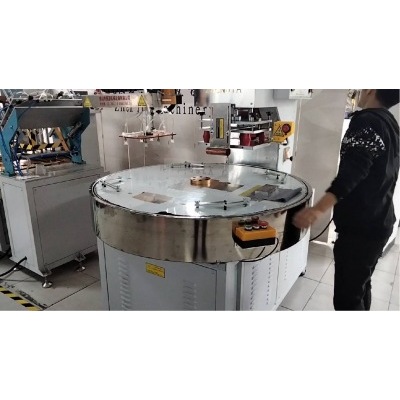 Automatic high-frequency welding machine head lifting failure